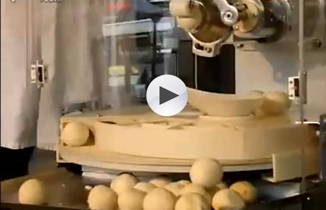 圆馒头机生产馒头过程视频